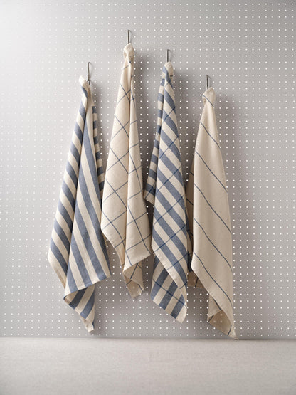Kitchen Towels and Dish Towels, Perfect for Farmhouse Decor and Housewarming Gifts, 18 X 28 In